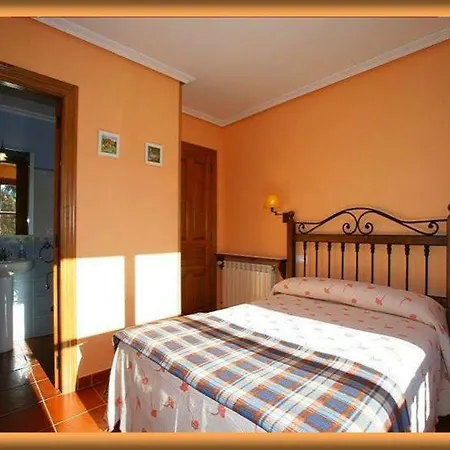 La Arboleda Bed & Breakfast Colombres